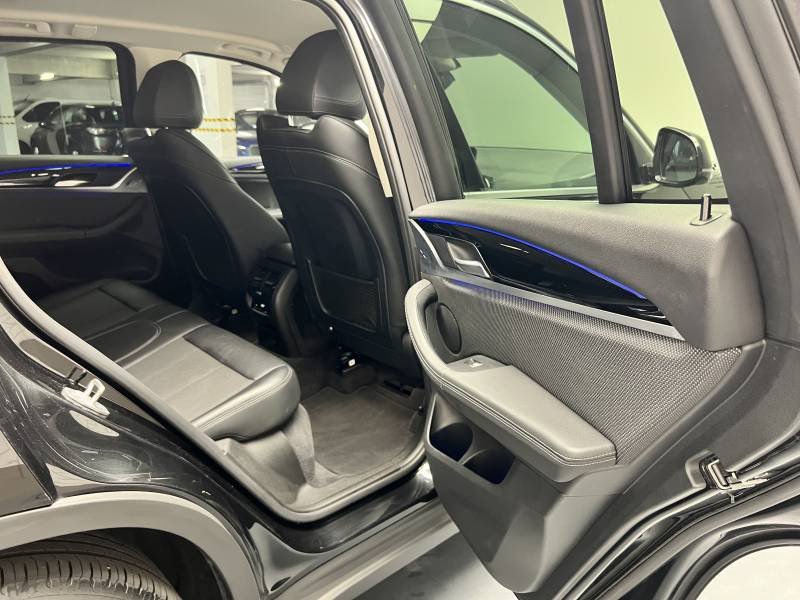 BMW X3 - Photo 30