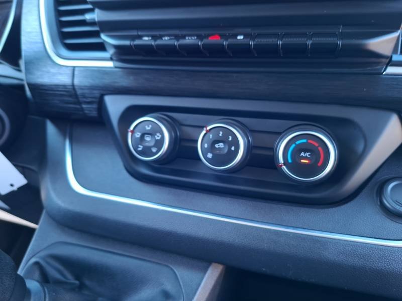 Renault Trafic - Photo 15