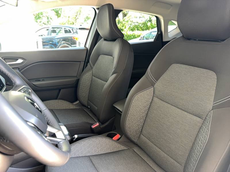 Renault Captur - Photo 11