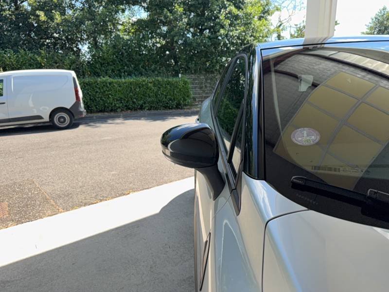 Renault Captur - Photo 37