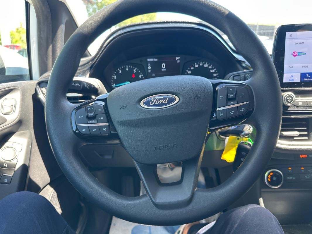 Ford Fiesta - Photo 20