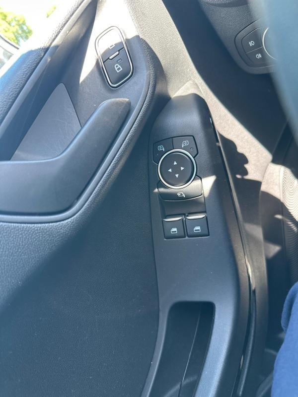 Ford Fiesta - Photo 32