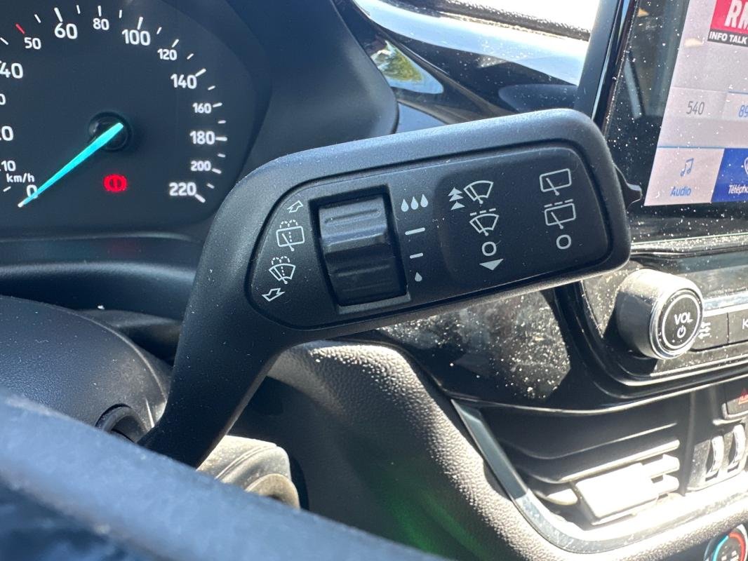 Ford Fiesta - Photo 22