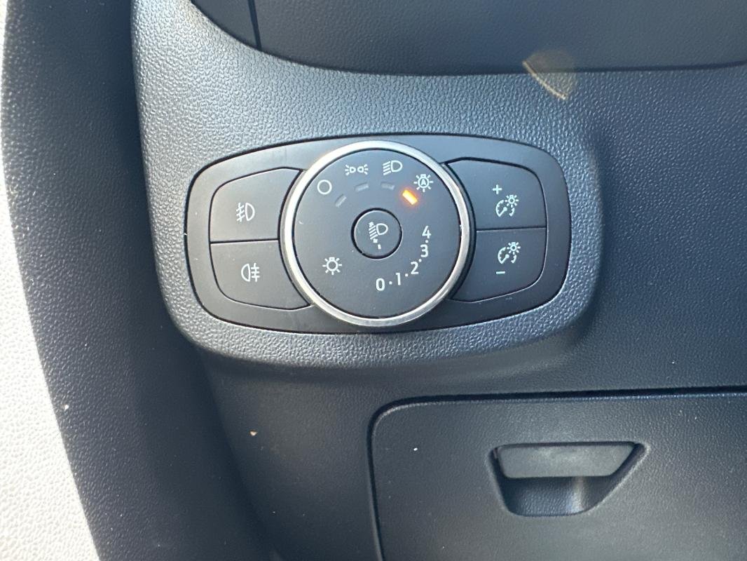 Ford Fiesta - Photo 29