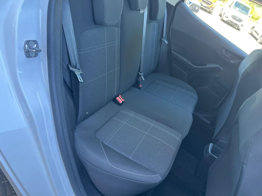 Ford Fiesta - Photo 9