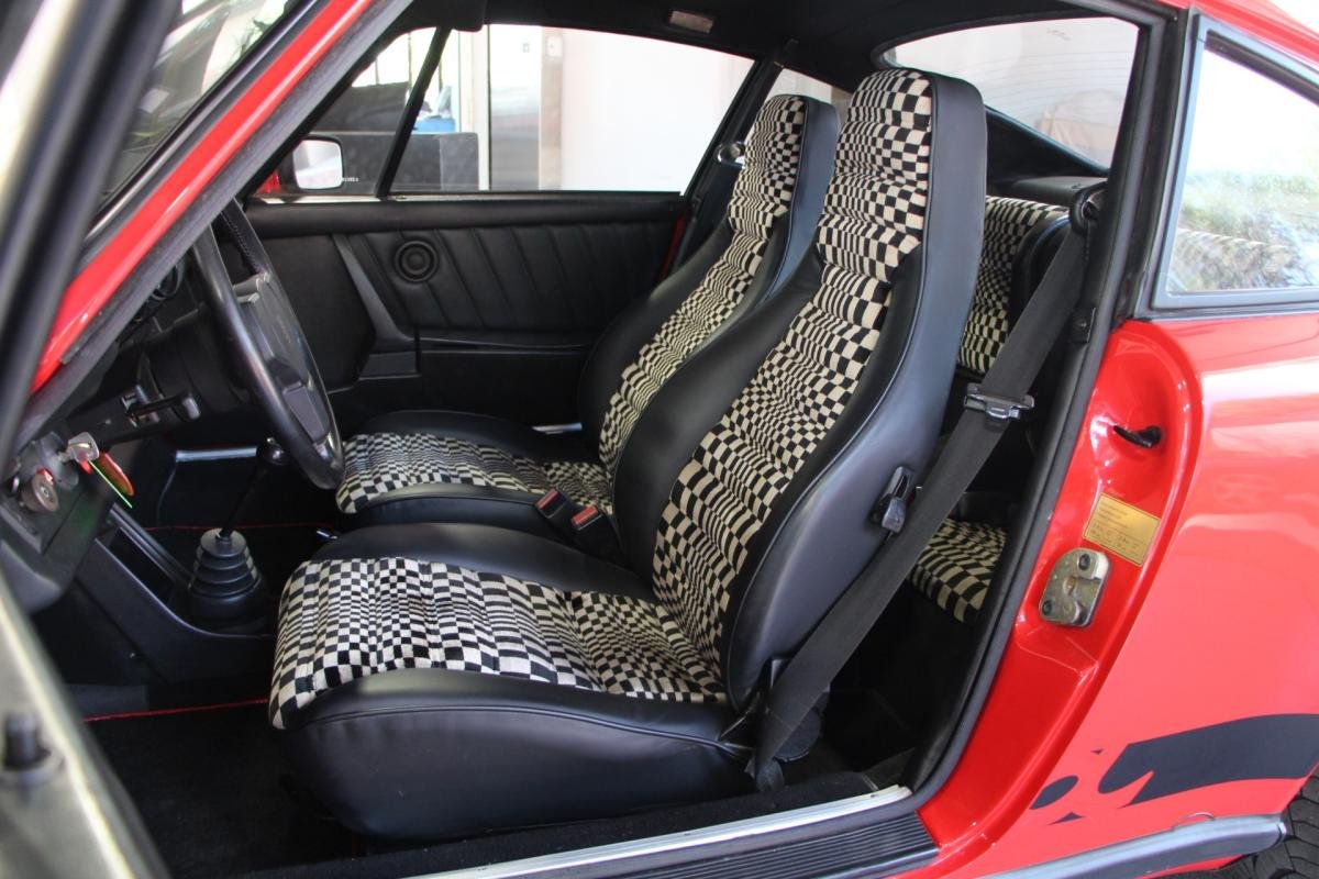 Porsche 911 - Photo 11