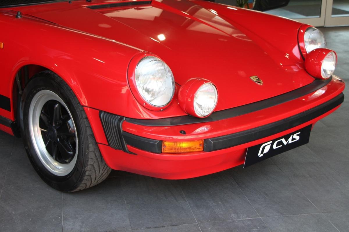 Porsche 911 - Photo 28