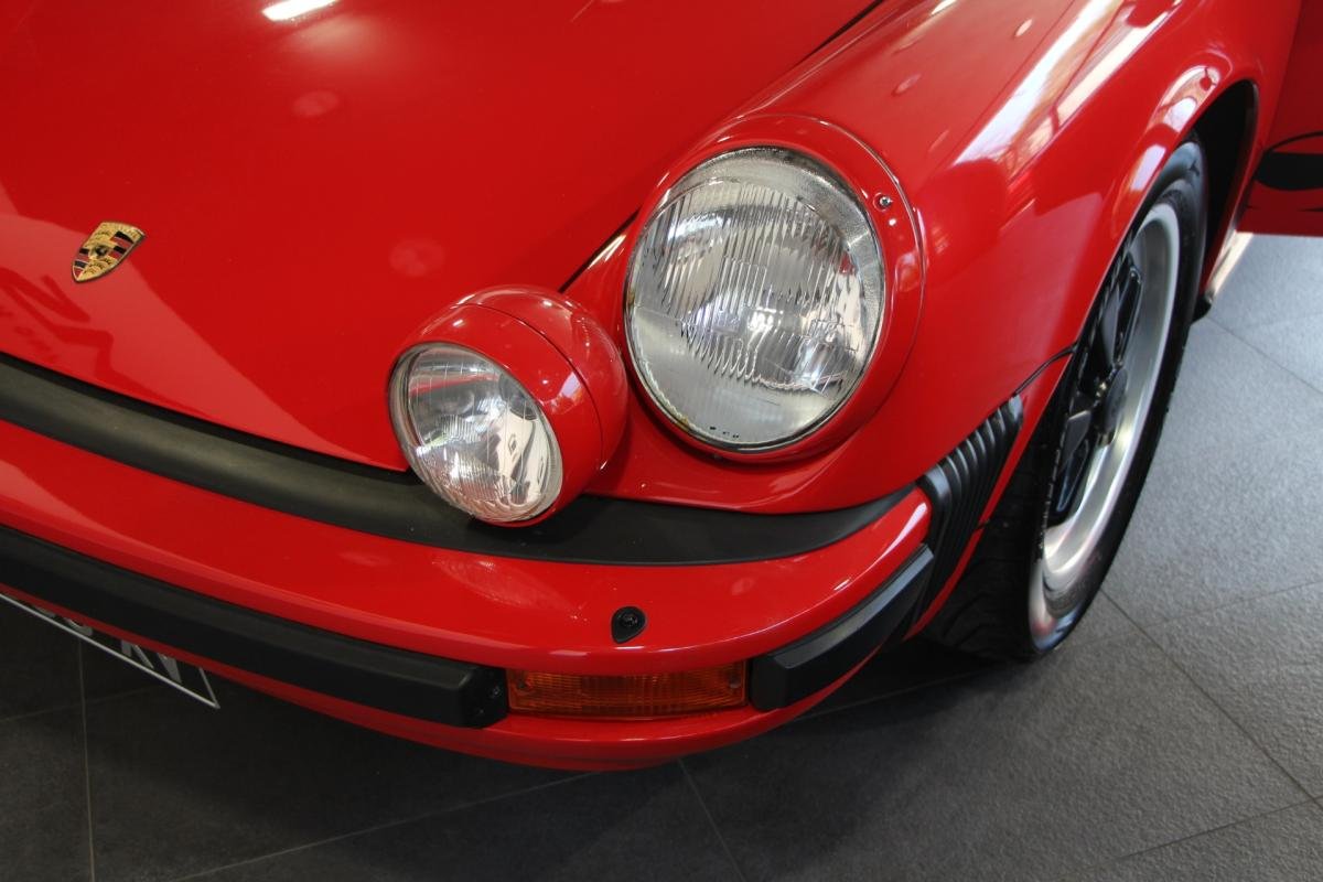 Porsche 911 - Photo 3