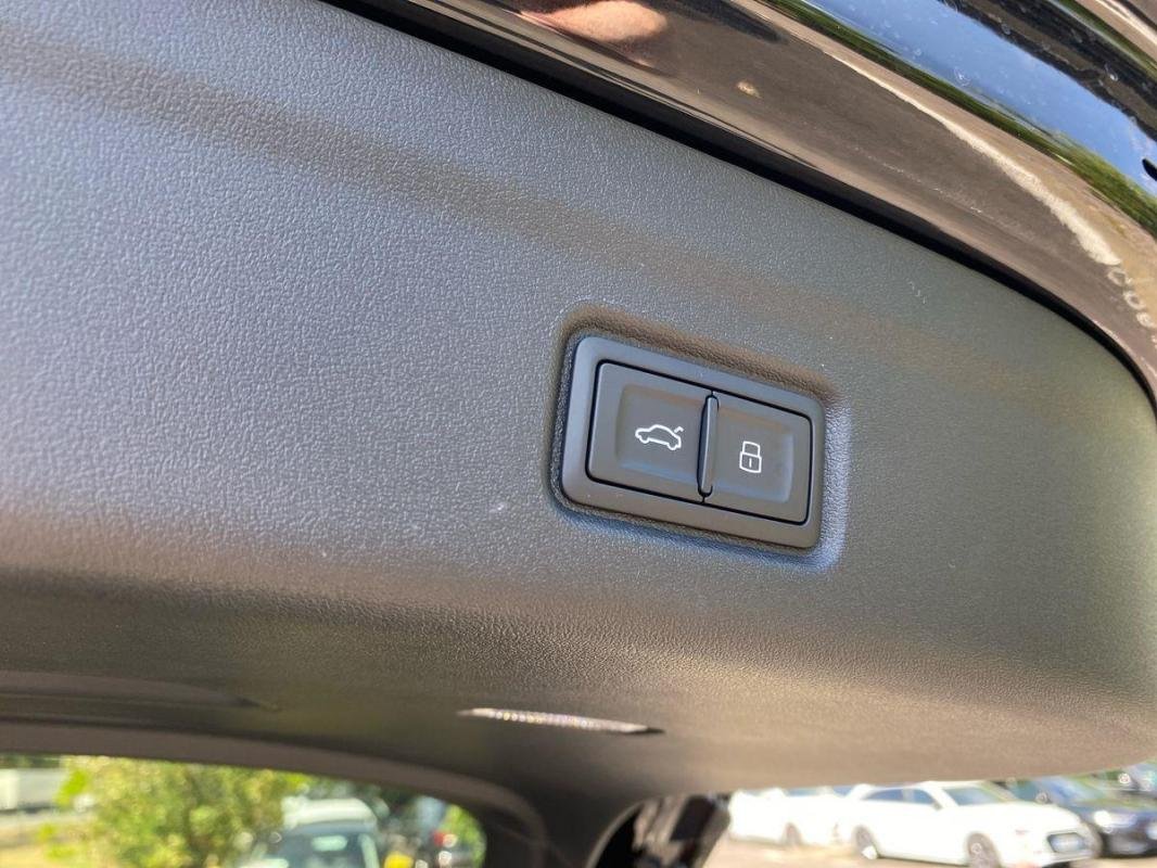 Audi SQ6 e-tron - Photo 22