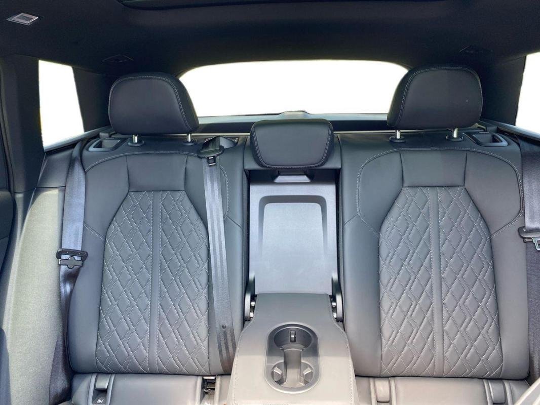 Audi SQ6 e-tron - Photo 10