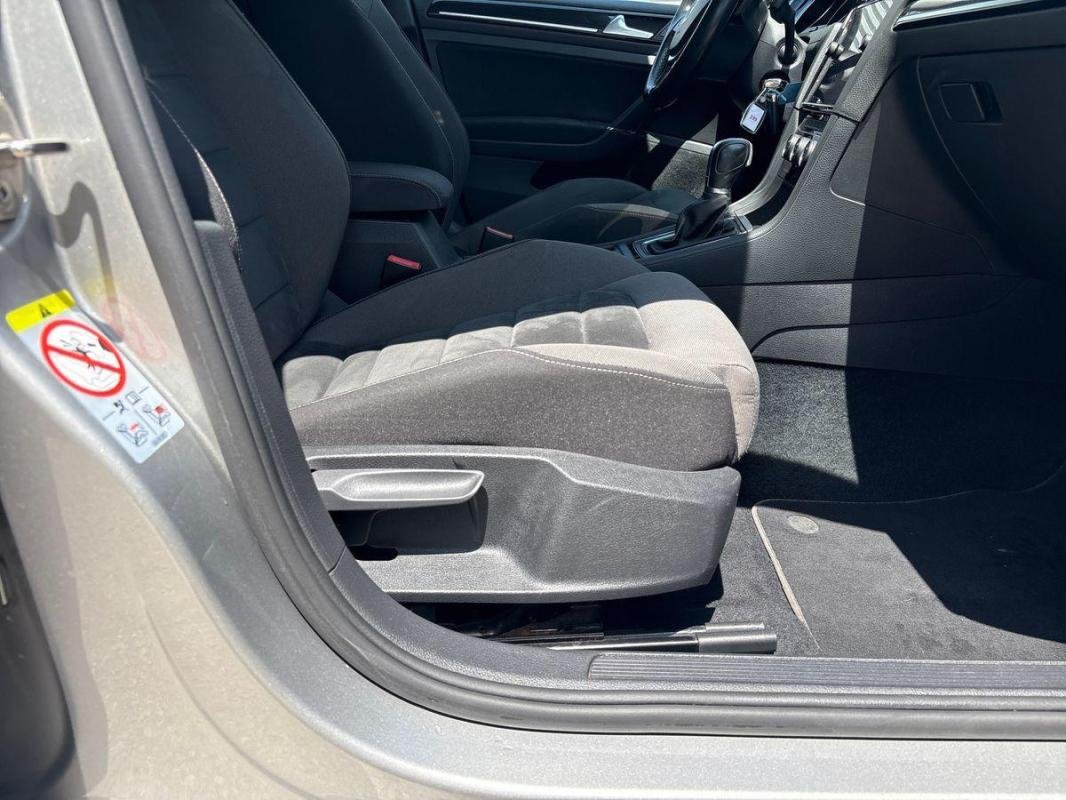 Volkswagen Golf - Photo 14