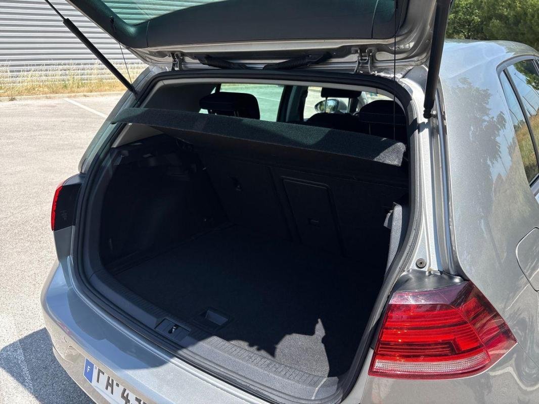 Volkswagen Golf - Photo 32