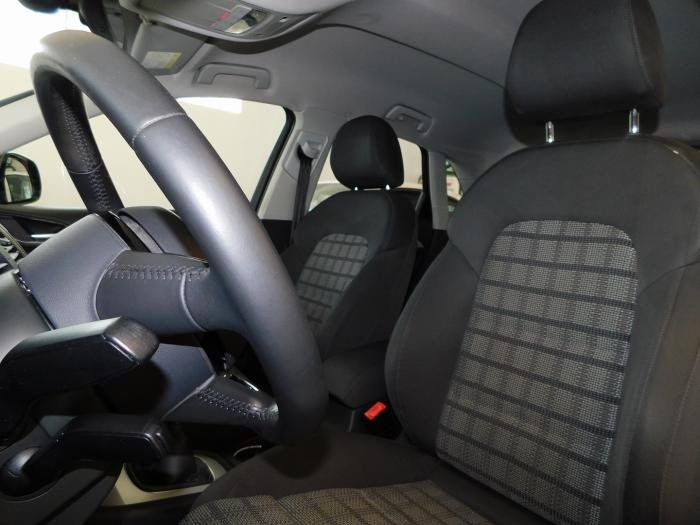 Audi Q3 - Photo 15