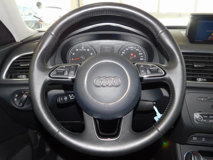 Audi Q3 - Photo 20