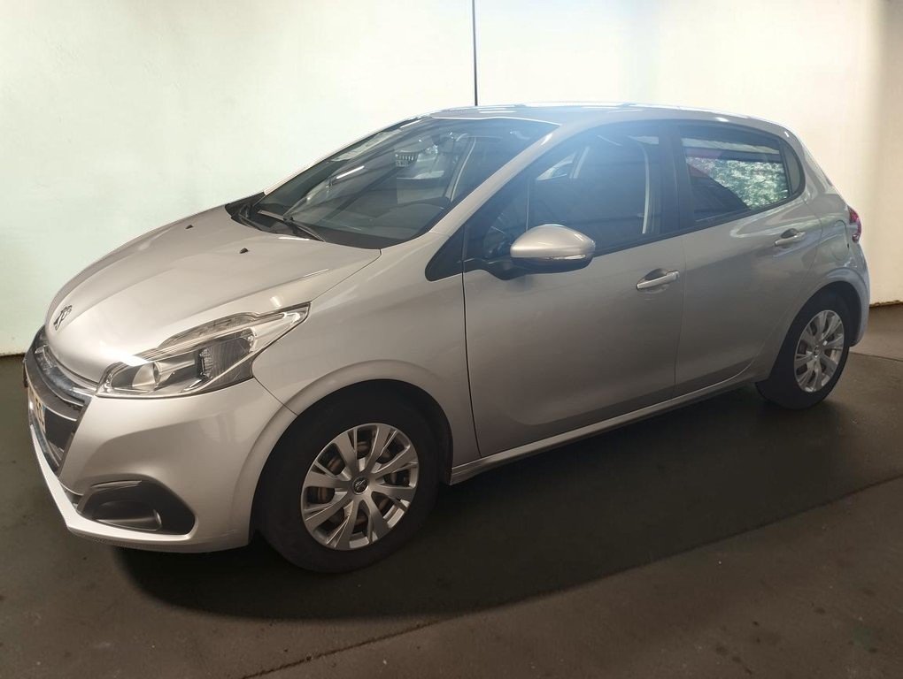 Peugeot 208 - Photo 6