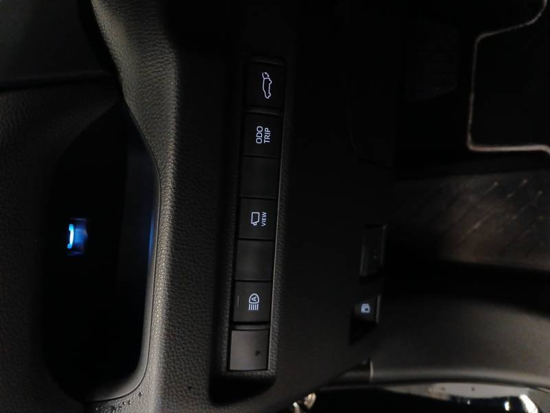 Toyota RAV4 - Photo 24