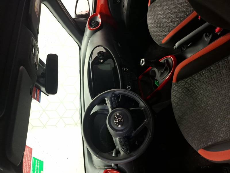 Toyota aygo x - Photo 11
