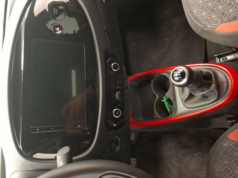 Toyota aygo x - Photo 24