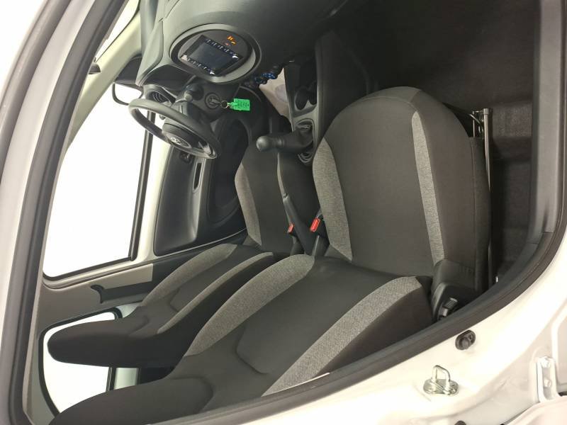 Toyota aygo x - Photo 12