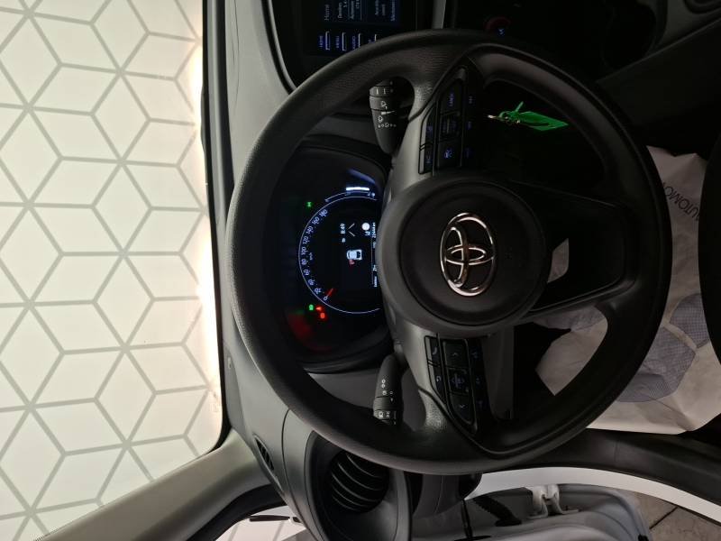 Toyota aygo x - Photo 21
