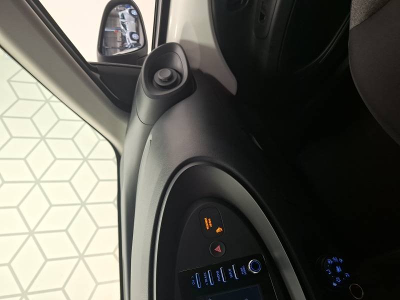 Toyota aygo x - Photo 24