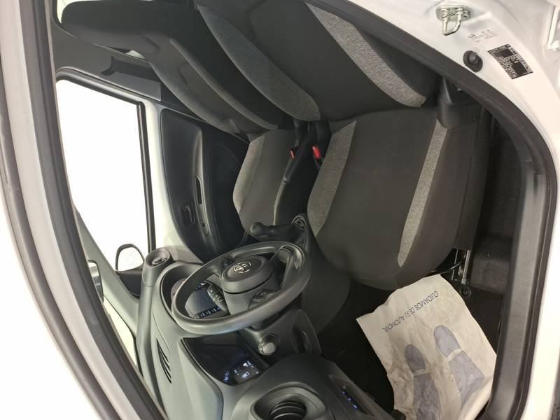 Toyota aygo x - Photo 10
