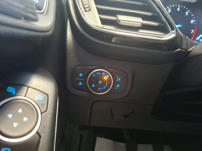 Ford Fiesta - Photo 15