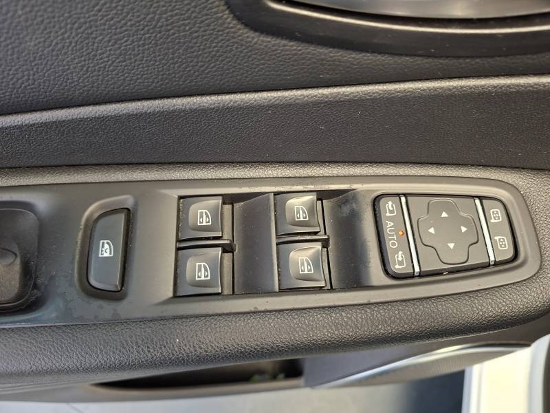 Renault Captur - Photo 17