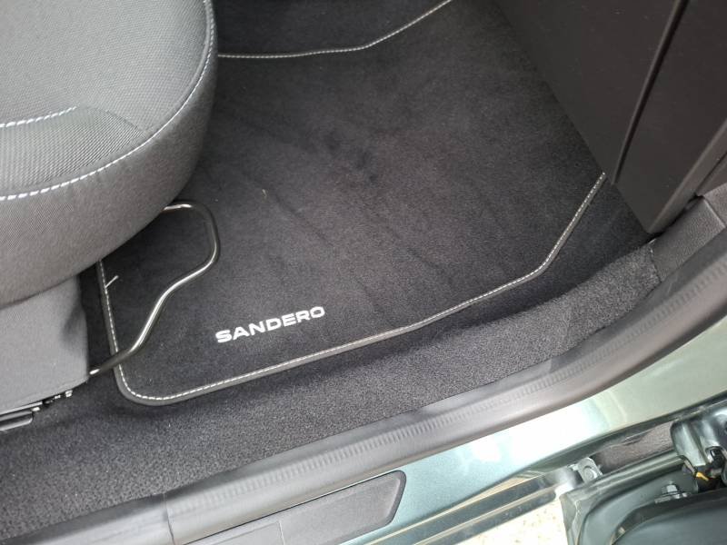 Dacia Sandero - Photo 19