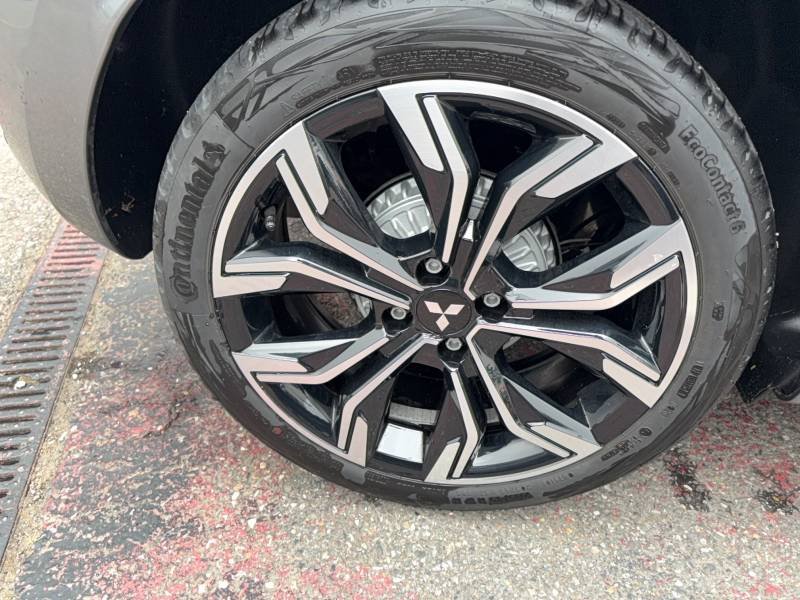 Mitsubishi Colt - Photo 13