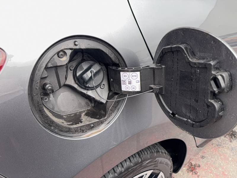 Mitsubishi Colt - Photo 16