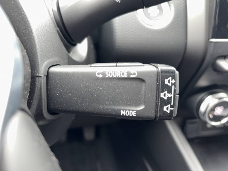 Mitsubishi Colt - Photo 26