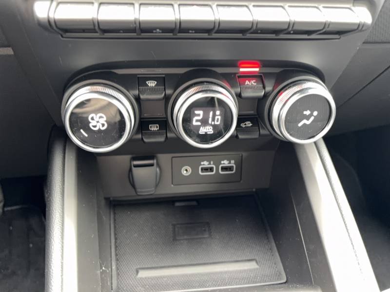 Mitsubishi Colt - Photo 34
