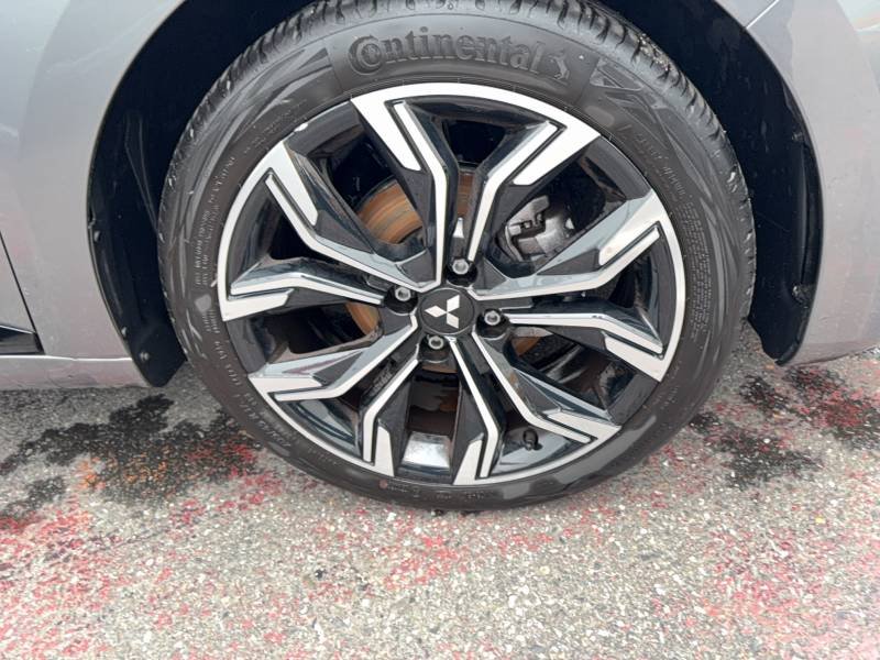 Mitsubishi Colt - Photo 9
