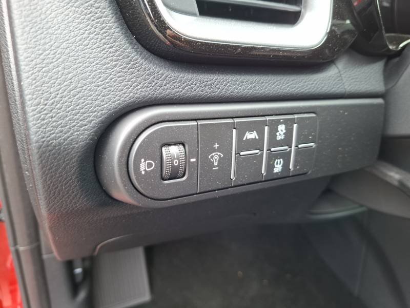 Kia CEED - Photo 25