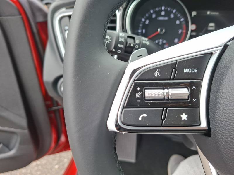 Kia CEED - Photo 28