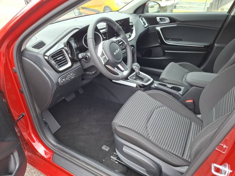 Kia CEED - Photo 10