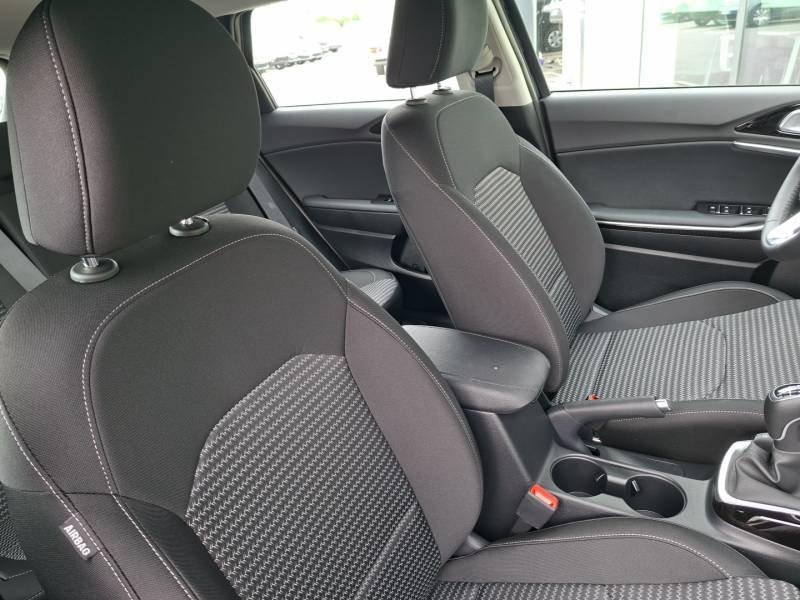 Kia CEED - Photo 29