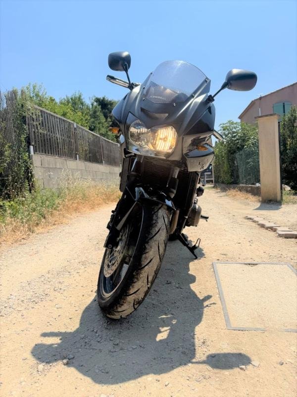 Kawasaki Z750 - Photo 2