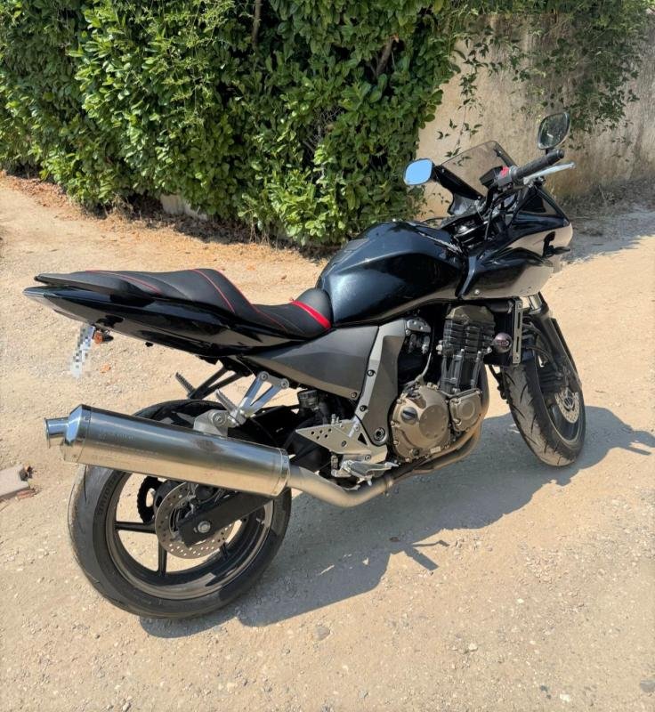 Kawasaki Z750 - Photo 3