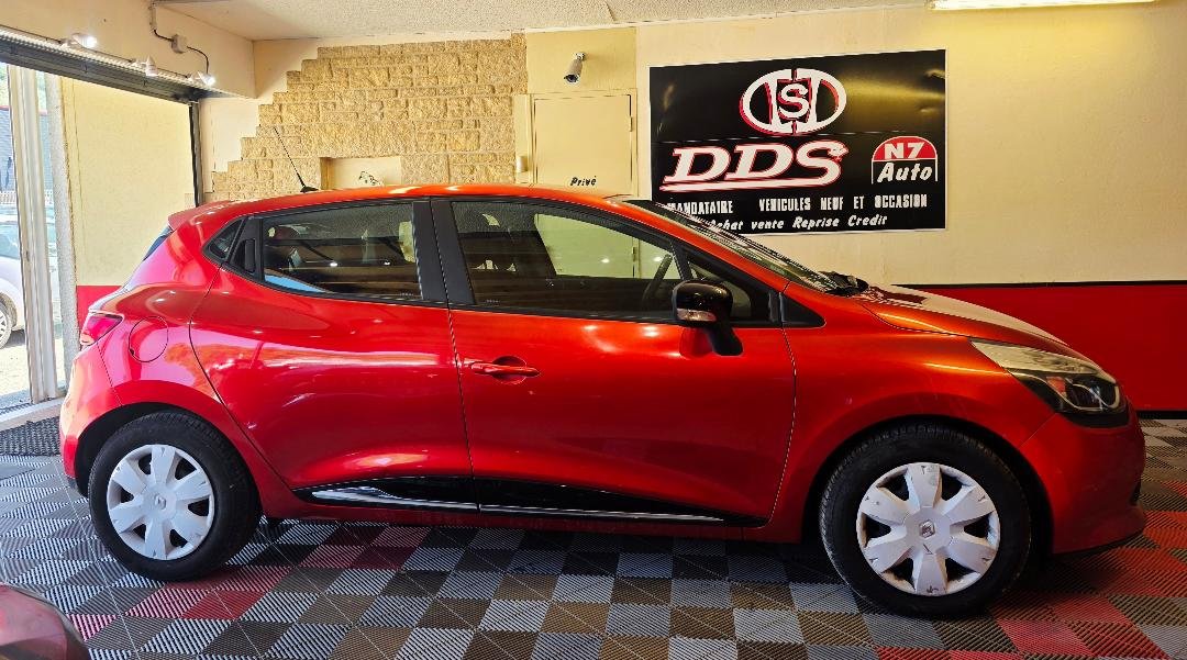 Renault Clio - Photo 12
