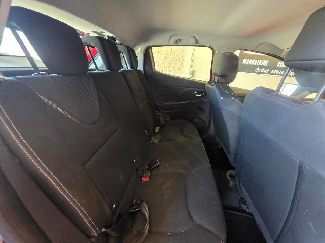 Renault Clio - Photo 17