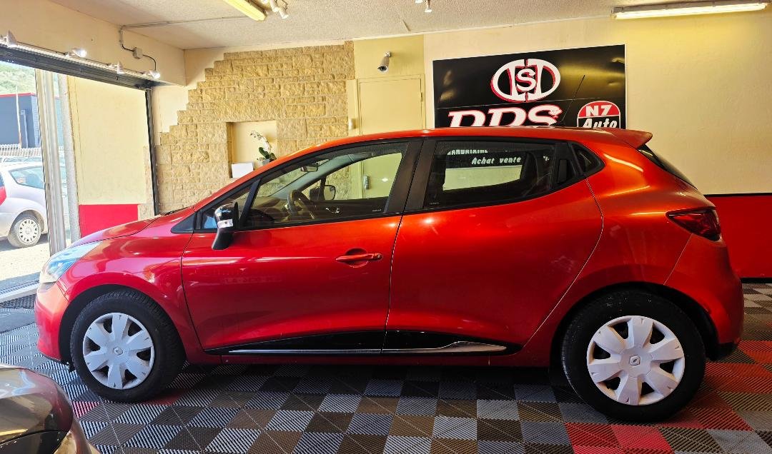 Renault Clio - Photo 8