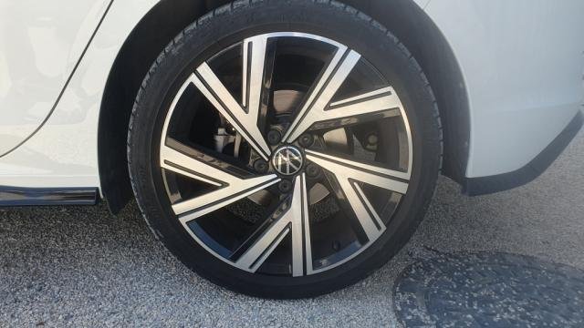 Volkswagen Golf - Photo 9