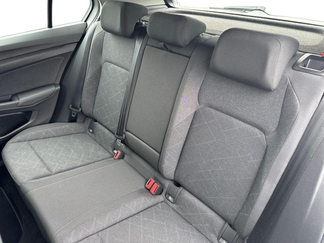 Volkswagen Golf - Photo 23