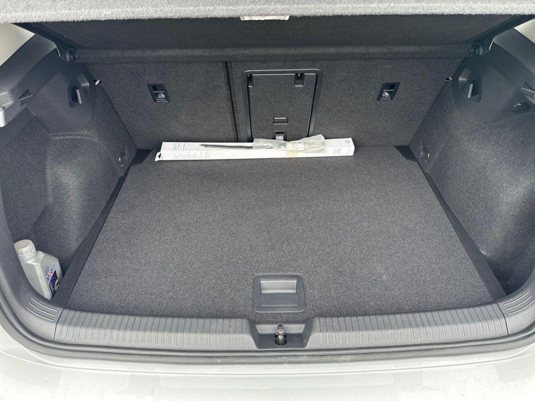 Volkswagen Golf - Photo 31