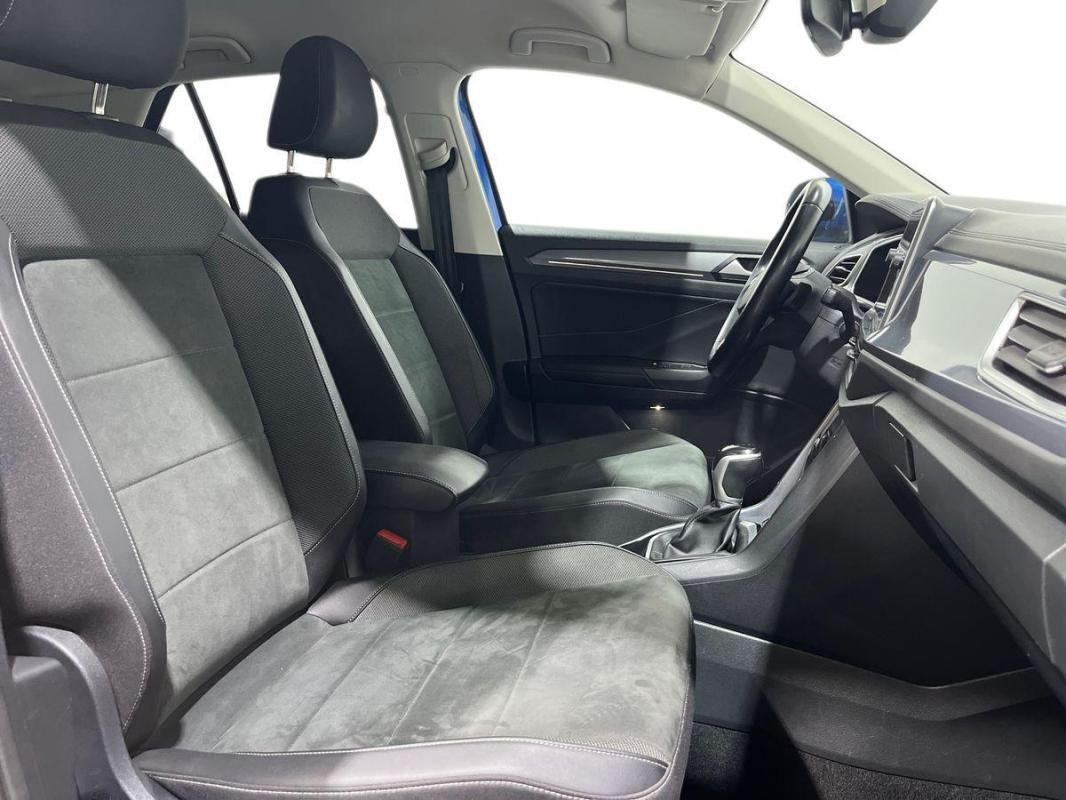 Volkswagen T-Roc - Photo 13