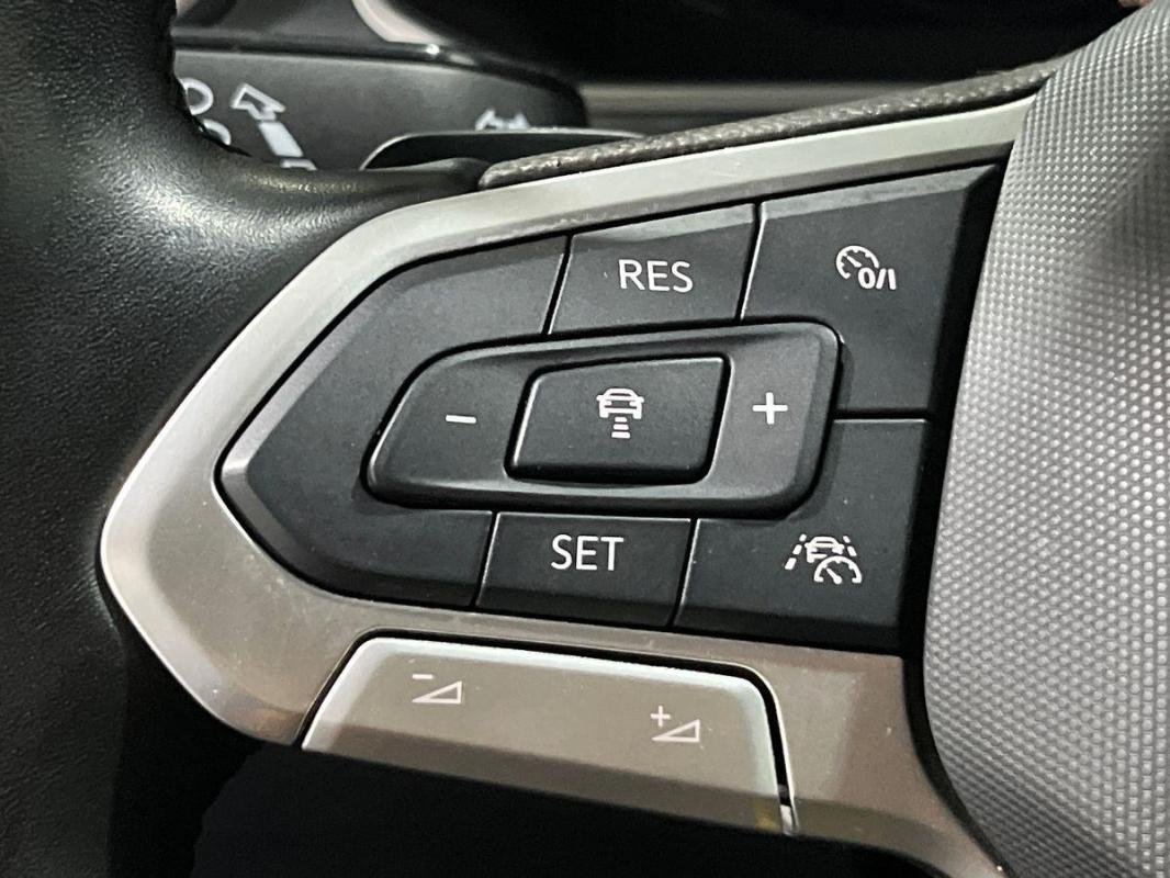 Volkswagen T-Roc - Photo 21