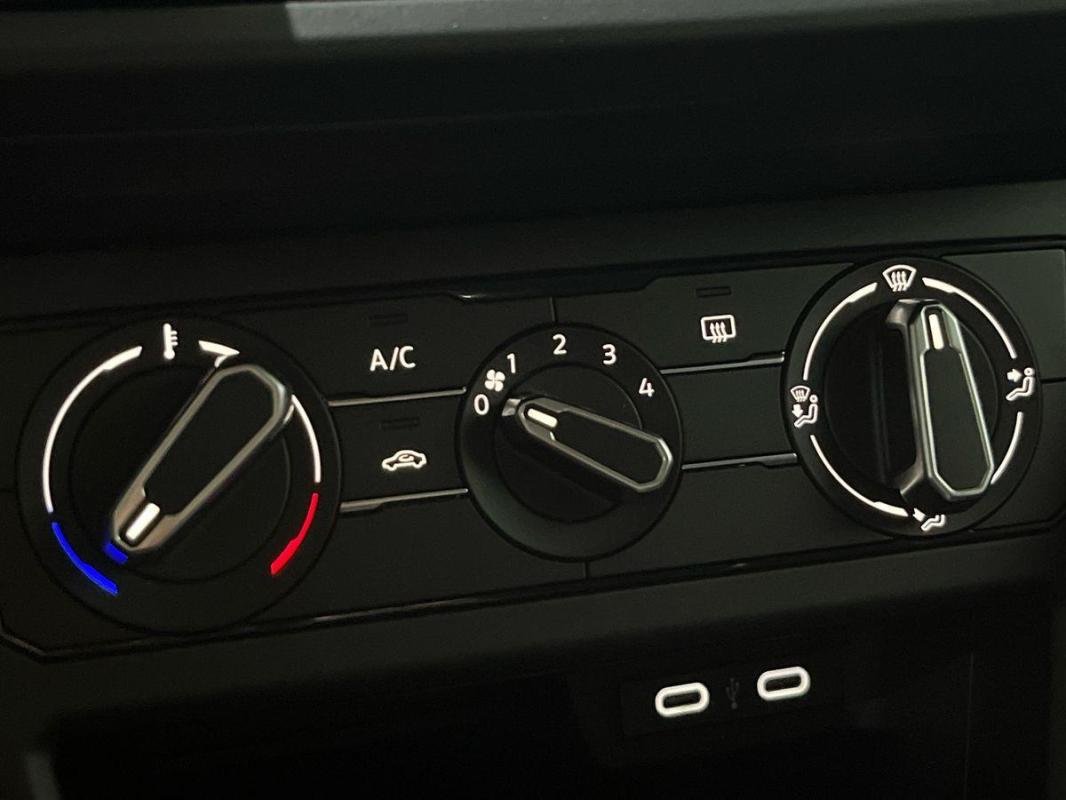 Volkswagen Polo - Photo 19