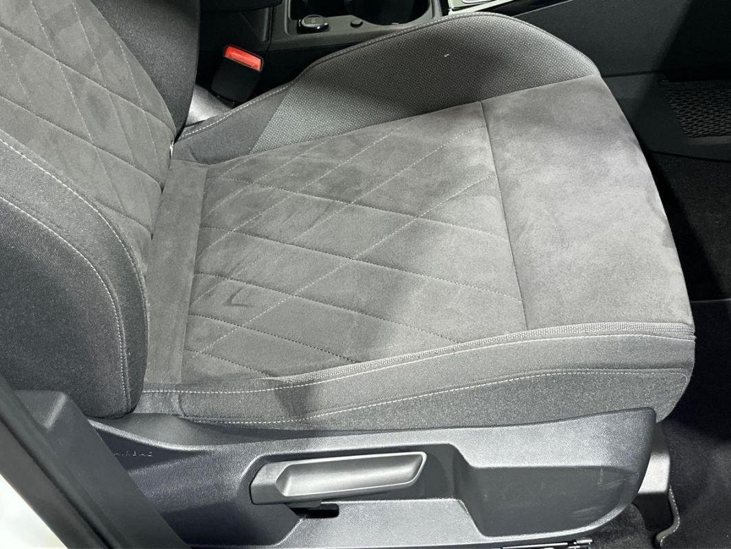 Volkswagen Golf - Photo 14